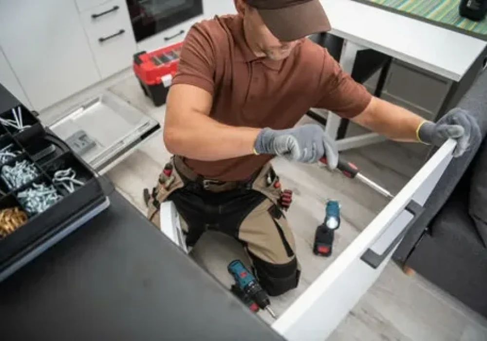 Professional Handyman Services in Downtown Toronto