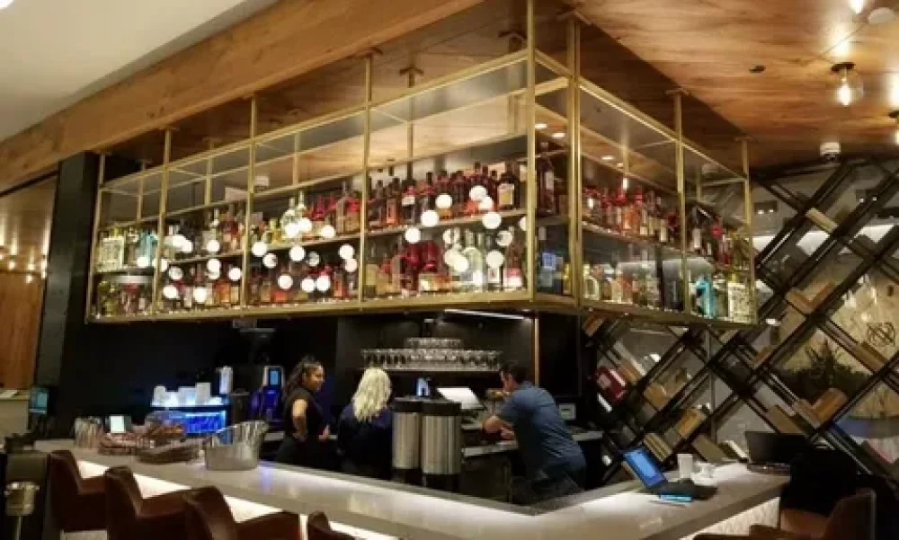 Professional Custom Shelving Services in Toronto