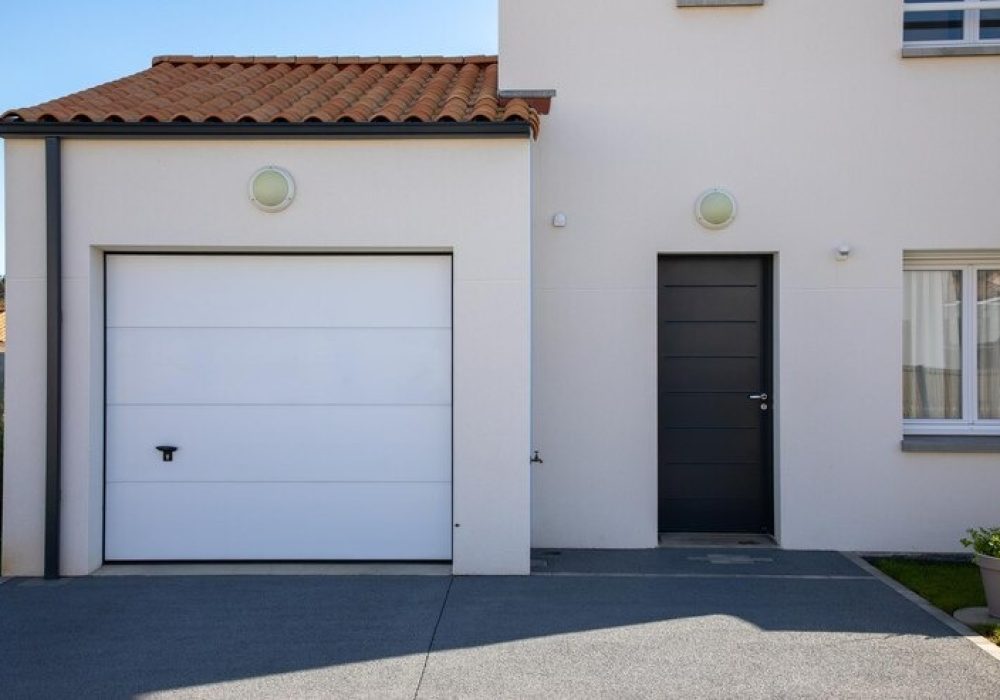 Modern Garage Doors Installation